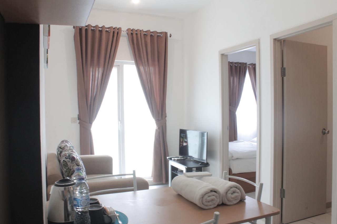 Myrooms Bekasi Buitenkant foto