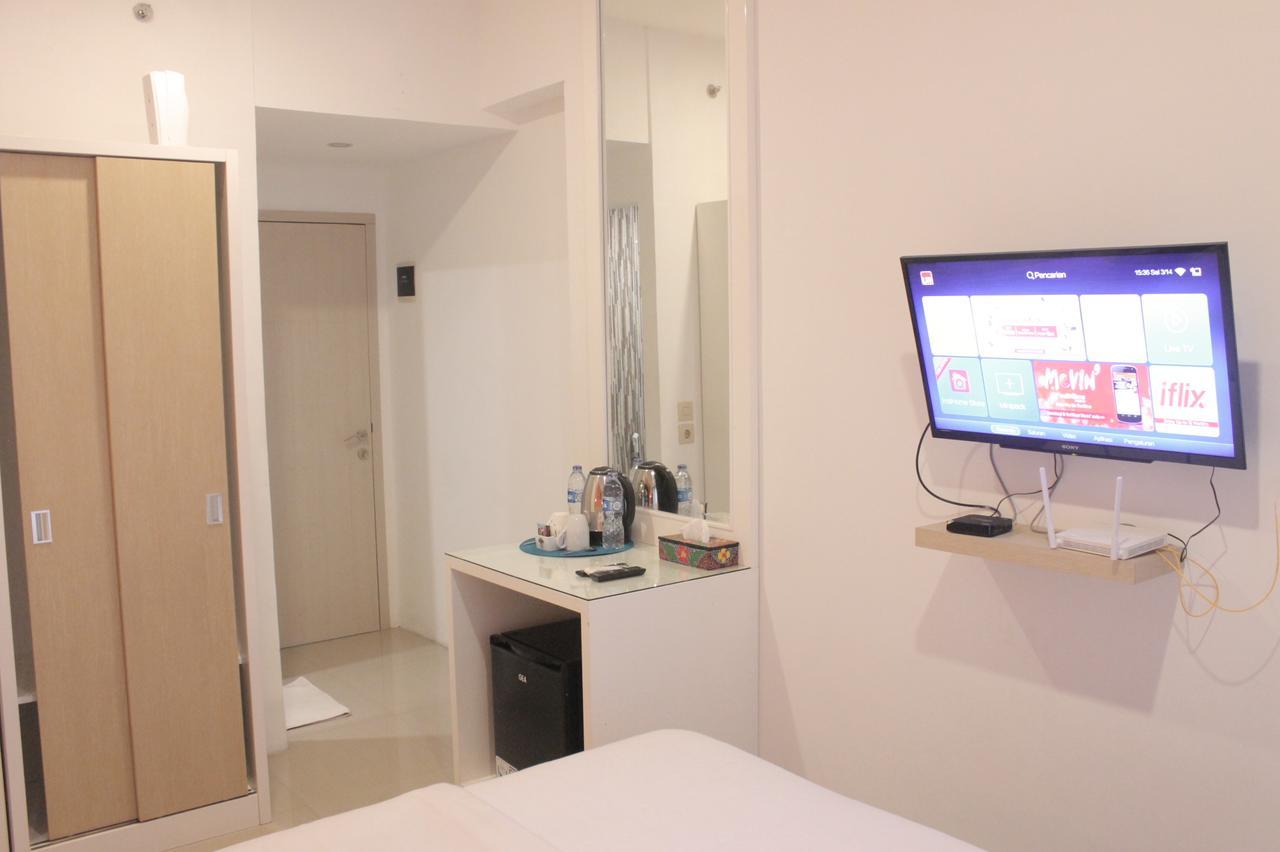 Myrooms Bekasi Buitenkant foto