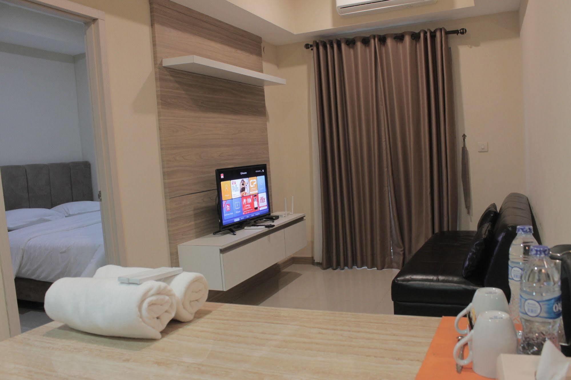 Myrooms Bekasi Buitenkant foto
