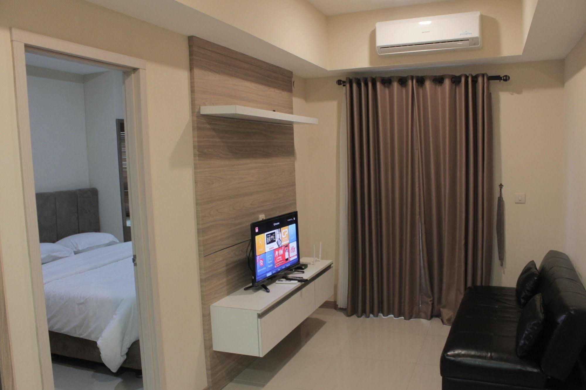Myrooms Bekasi Buitenkant foto
