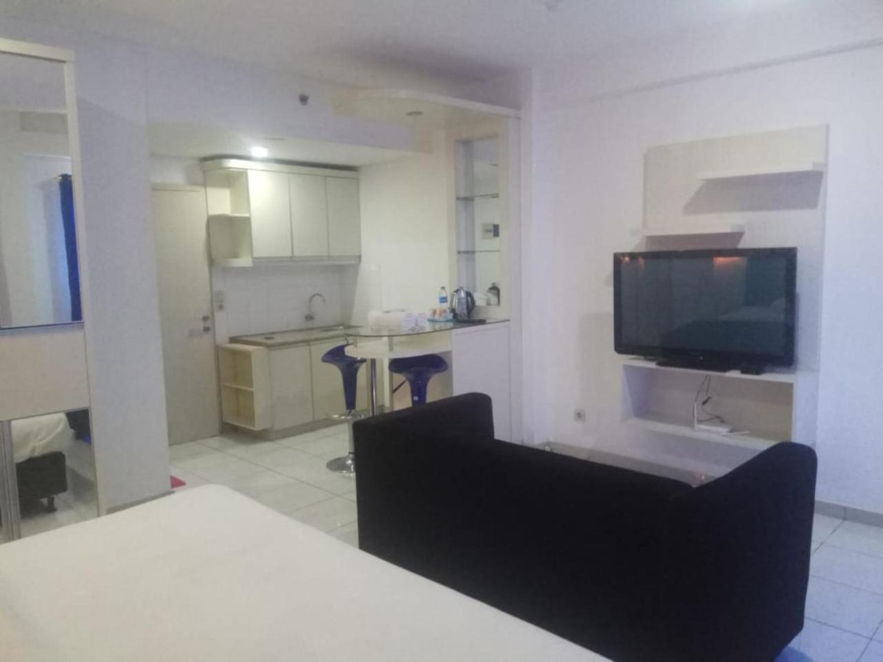 Myrooms Bekasi Buitenkant foto